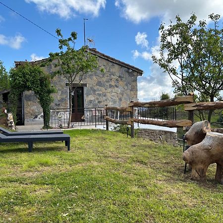 Villa Almastur Rural Siero Esterno foto